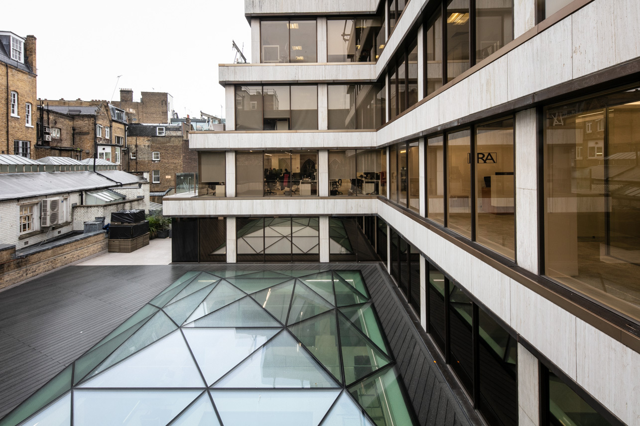 Glass Structures provide structural roof glazing for challenging project